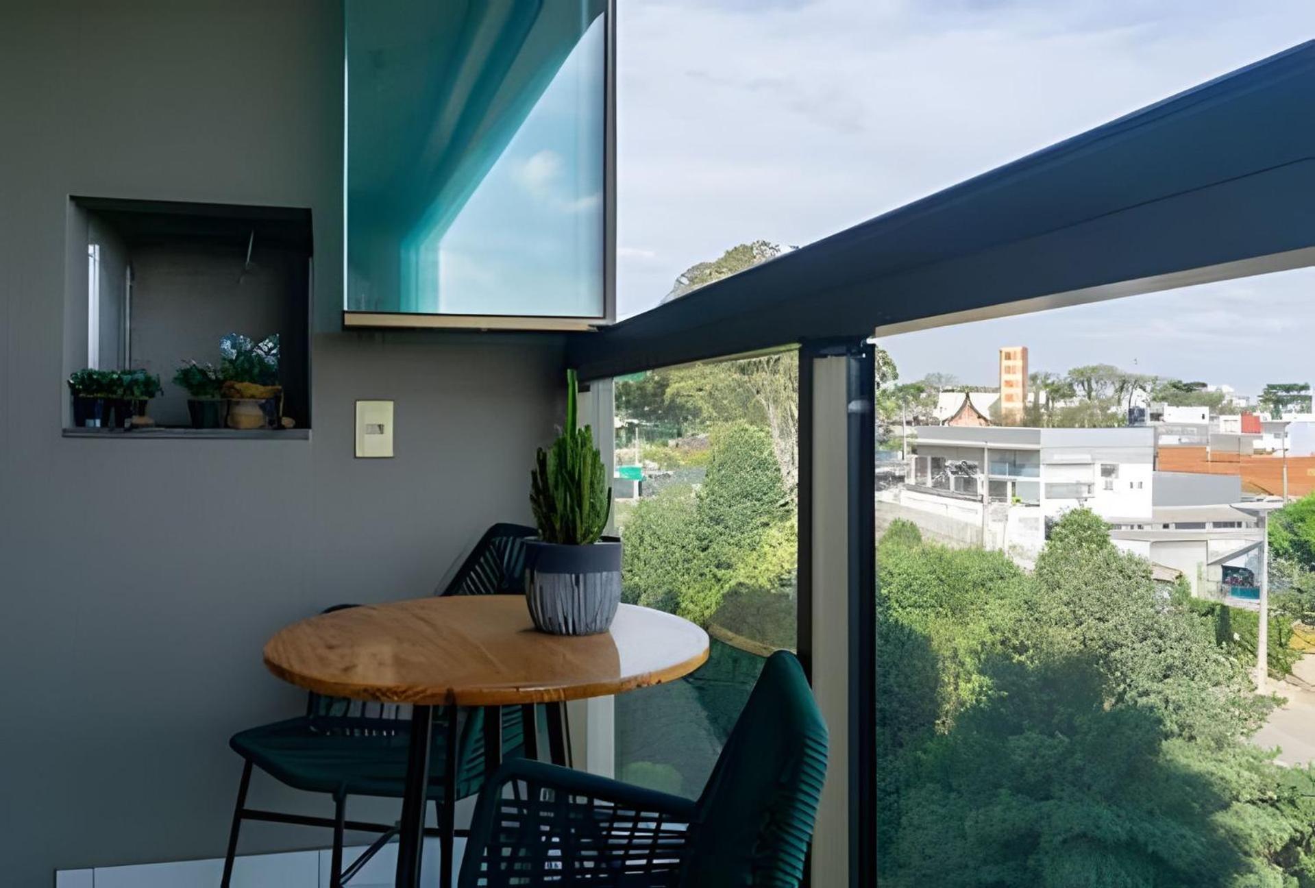 Apartamento Comodidade Perto Ao Parque Barigui Com Garagem Curitiba